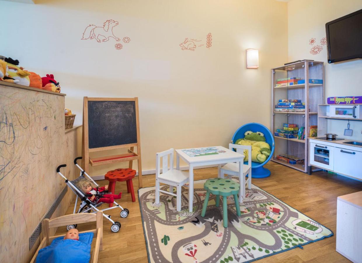 Jufa Hotel אלטאוסיי מראה חיצוני תמונה