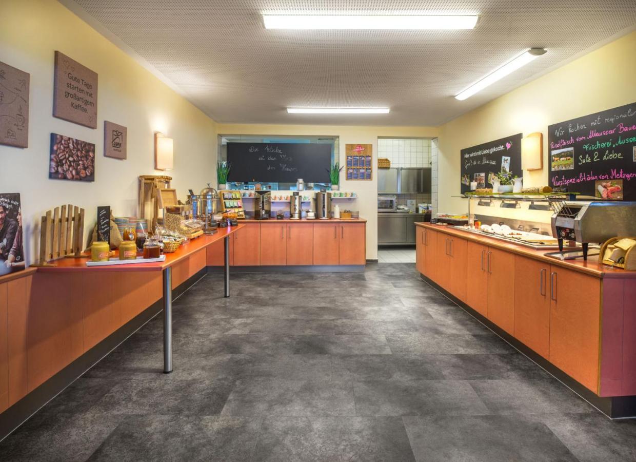 Jufa Hotel אלטאוסיי מראה חיצוני תמונה