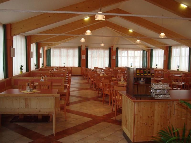 Jufa Hotel אלטאוסיי מראה חיצוני תמונה